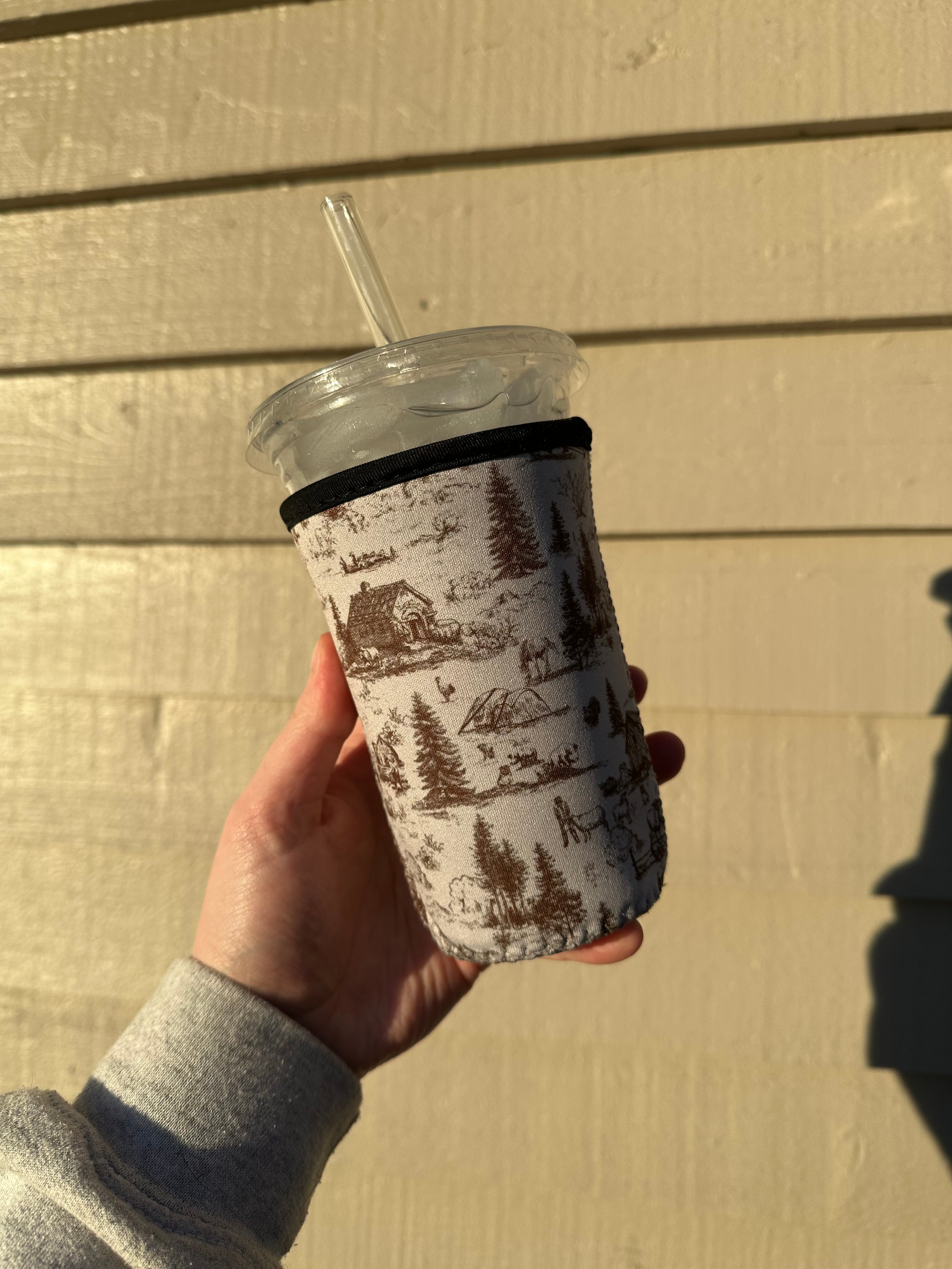 Western Barn Toile Coffee Sleeve | Reusable Neoprene Iced Coffee Cup Cover (16–24oz)